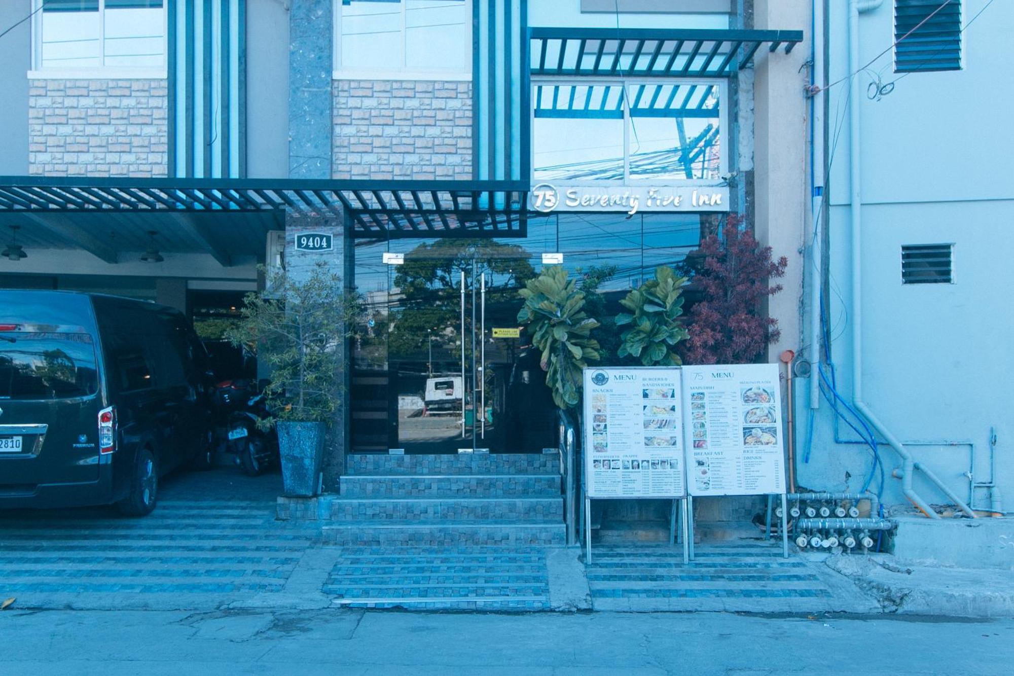 Reddoorz Plus At Seventy Five Inn Near Manila Airport Paranaque City Exterior foto